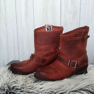 Womens Boots